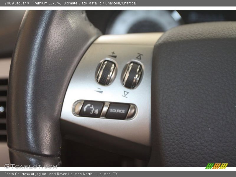 Ultimate Black Metallic / Charcoal/Charcoal 2009 Jaguar XF Premium Luxury