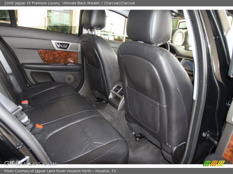 Ultimate Black Metallic / Charcoal/Charcoal 2009 Jaguar XF Premium Luxury