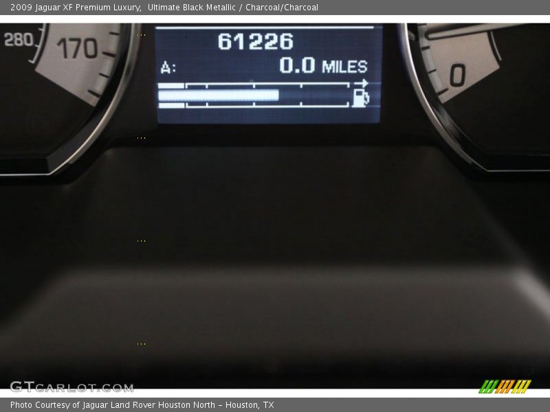 Ultimate Black Metallic / Charcoal/Charcoal 2009 Jaguar XF Premium Luxury