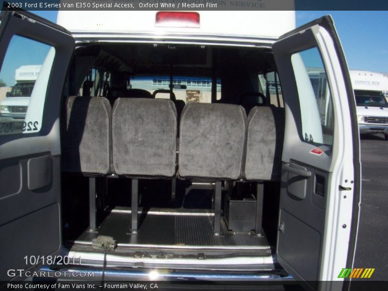 Oxford White / Medium Flint 2003 Ford E Series Van E350 Special Access