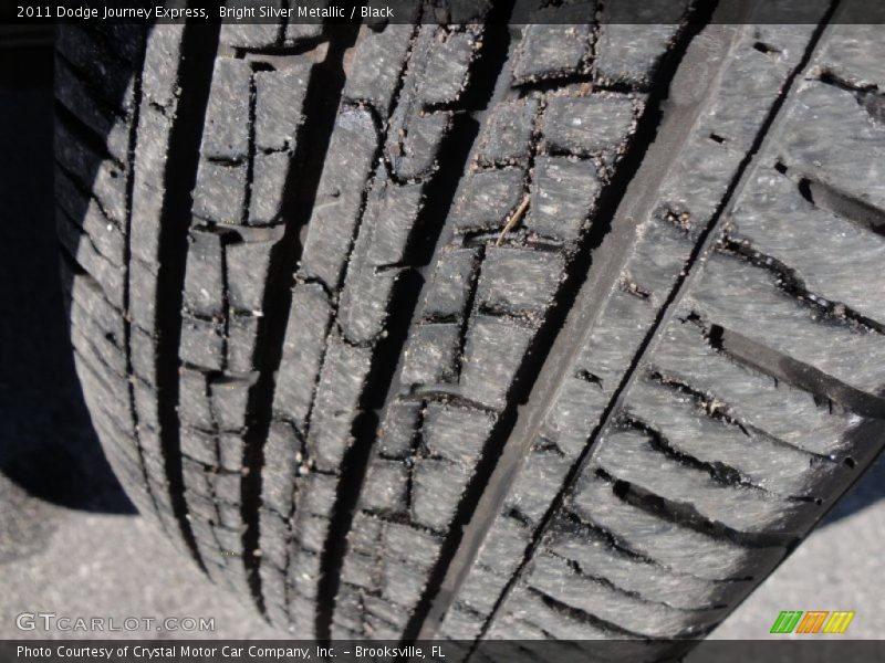 Bright Silver Metallic / Black 2011 Dodge Journey Express