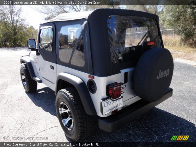 Bright Silver Metallic / Dark Slate Gray 2005 Jeep Wrangler SE 4x4