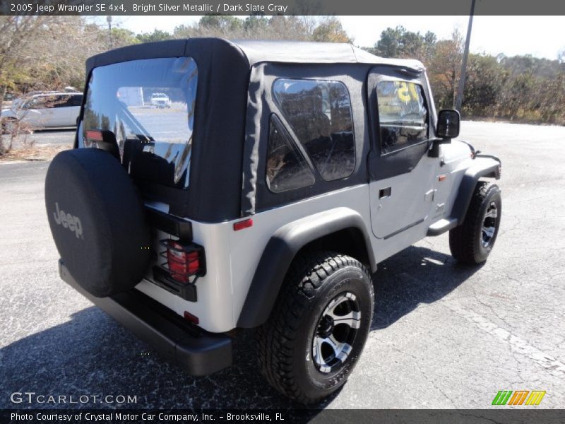 Bright Silver Metallic / Dark Slate Gray 2005 Jeep Wrangler SE 4x4