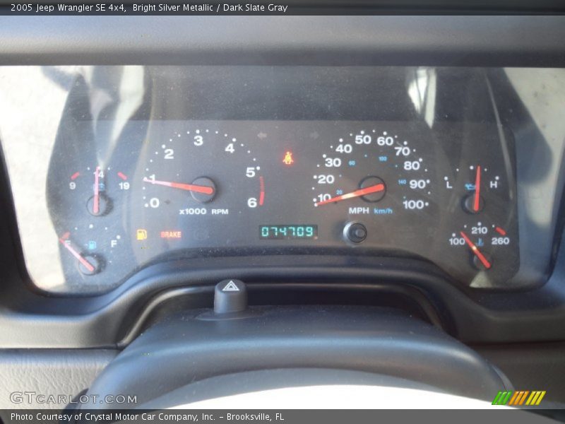 Bright Silver Metallic / Dark Slate Gray 2005 Jeep Wrangler SE 4x4