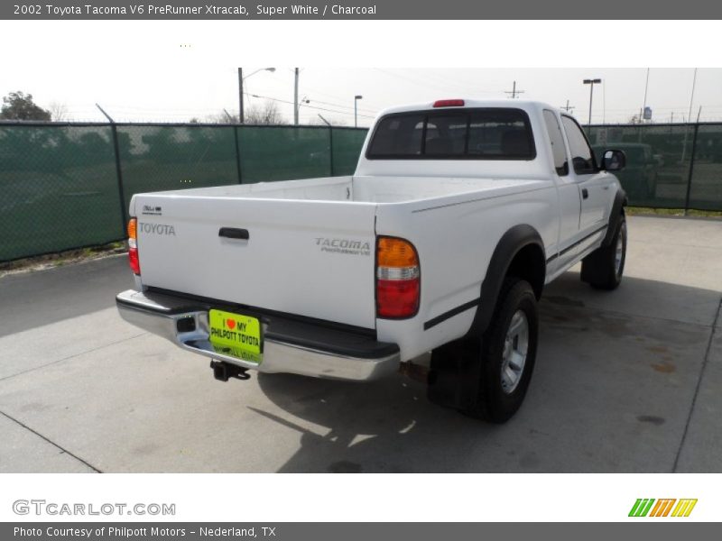 Super White / Charcoal 2002 Toyota Tacoma V6 PreRunner Xtracab