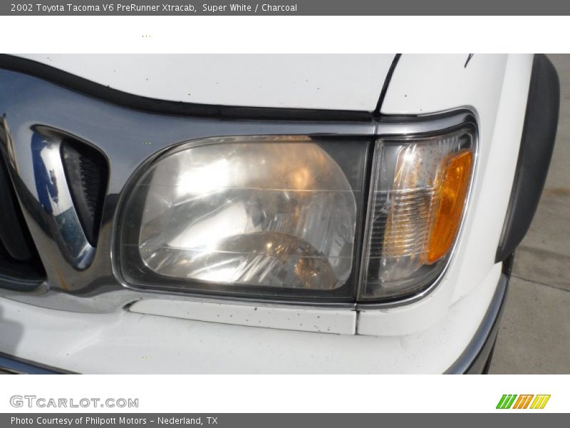 Super White / Charcoal 2002 Toyota Tacoma V6 PreRunner Xtracab