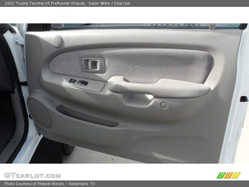 Super White / Charcoal 2002 Toyota Tacoma V6 PreRunner Xtracab