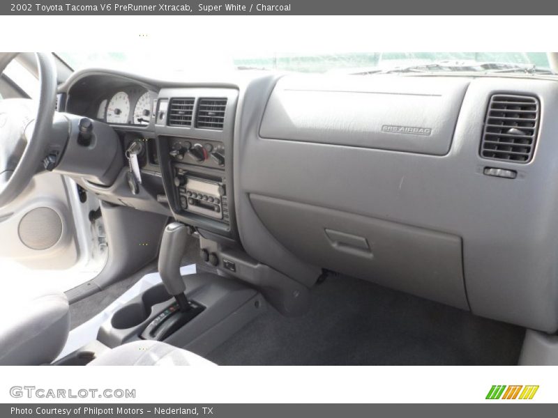 Super White / Charcoal 2002 Toyota Tacoma V6 PreRunner Xtracab