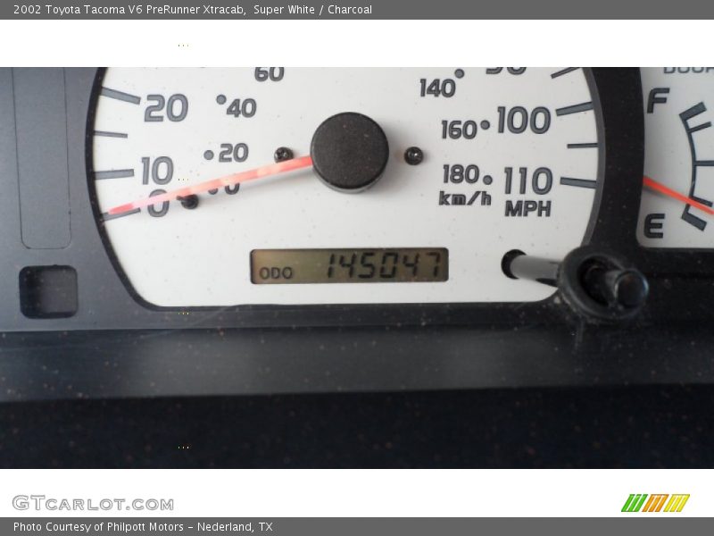 Super White / Charcoal 2002 Toyota Tacoma V6 PreRunner Xtracab