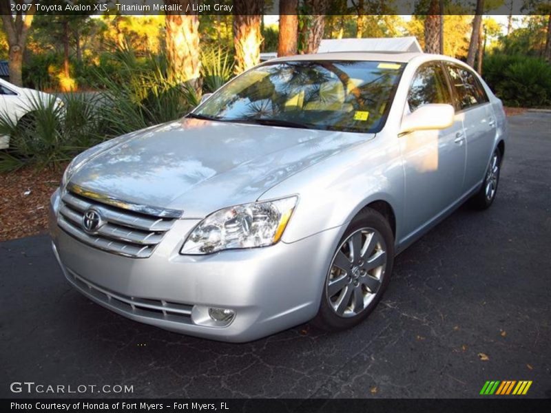 Titanium Metallic / Light Gray 2007 Toyota Avalon XLS