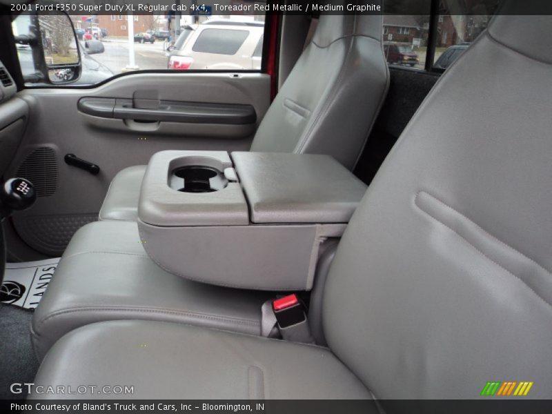 Toreador Red Metallic / Medium Graphite 2001 Ford F350 Super Duty XL Regular Cab 4x4