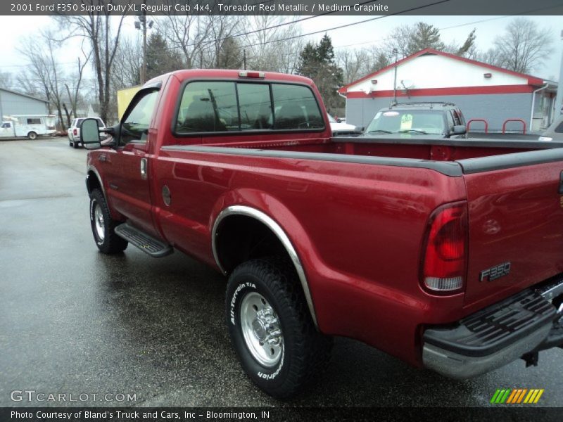 Toreador Red Metallic / Medium Graphite 2001 Ford F350 Super Duty XL Regular Cab 4x4