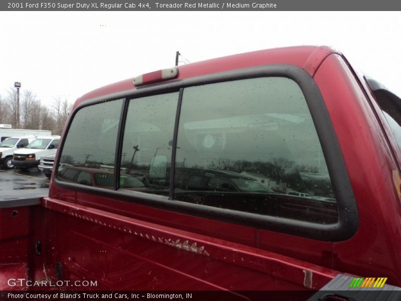 Toreador Red Metallic / Medium Graphite 2001 Ford F350 Super Duty XL Regular Cab 4x4