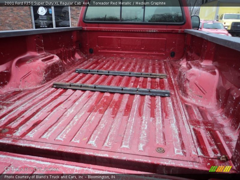 Toreador Red Metallic / Medium Graphite 2001 Ford F350 Super Duty XL Regular Cab 4x4