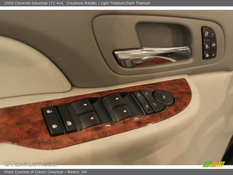 Greystone Metallic / Light Titanium/Dark Titanium 2009 Chevrolet Suburban LTZ 4x4