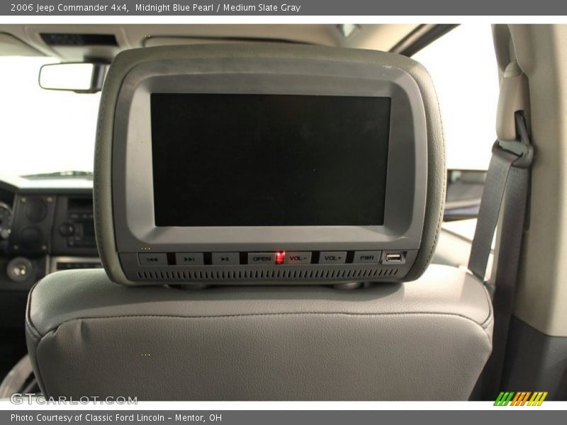 Midnight Blue Pearl / Medium Slate Gray 2006 Jeep Commander 4x4