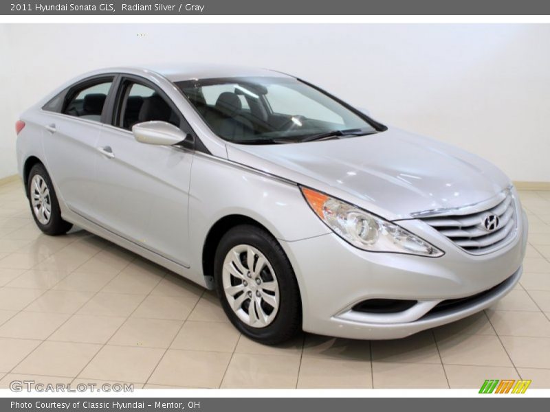 Radiant Silver / Gray 2011 Hyundai Sonata GLS