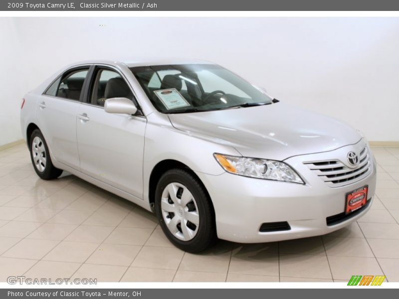 Classic Silver Metallic / Ash 2009 Toyota Camry LE