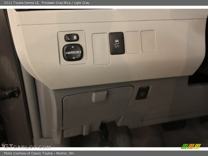Predawn Gray Mica / Light Gray 2011 Toyota Sienna LE