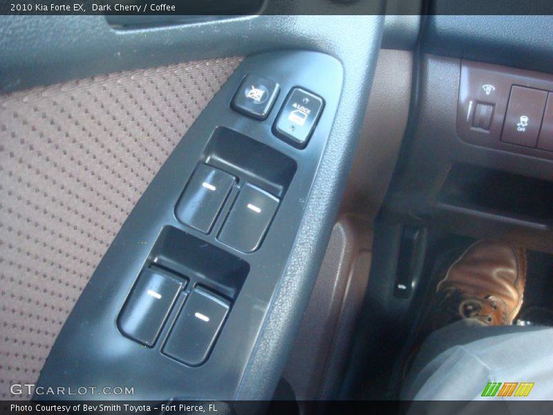 Dark Cherry / Coffee 2010 Kia Forte EX