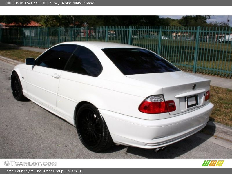 Alpine White / Sand 2002 BMW 3 Series 330i Coupe