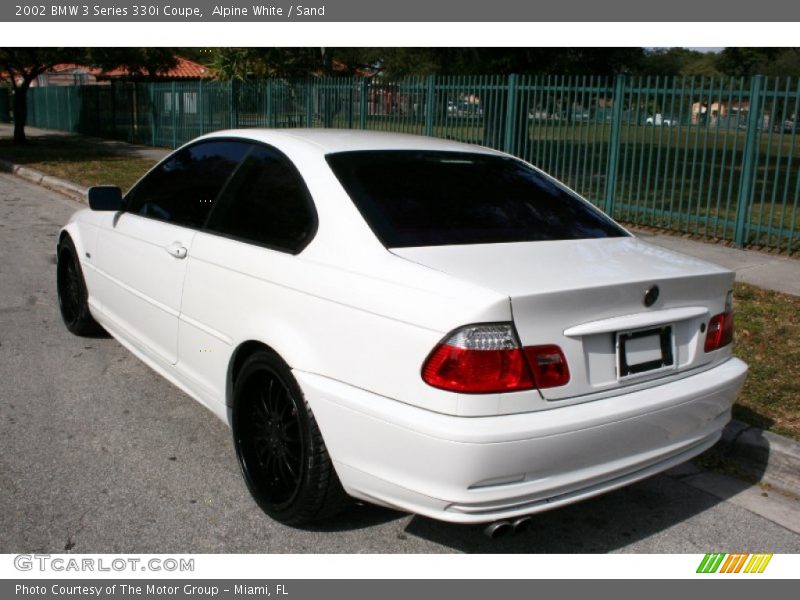 Alpine White / Sand 2002 BMW 3 Series 330i Coupe