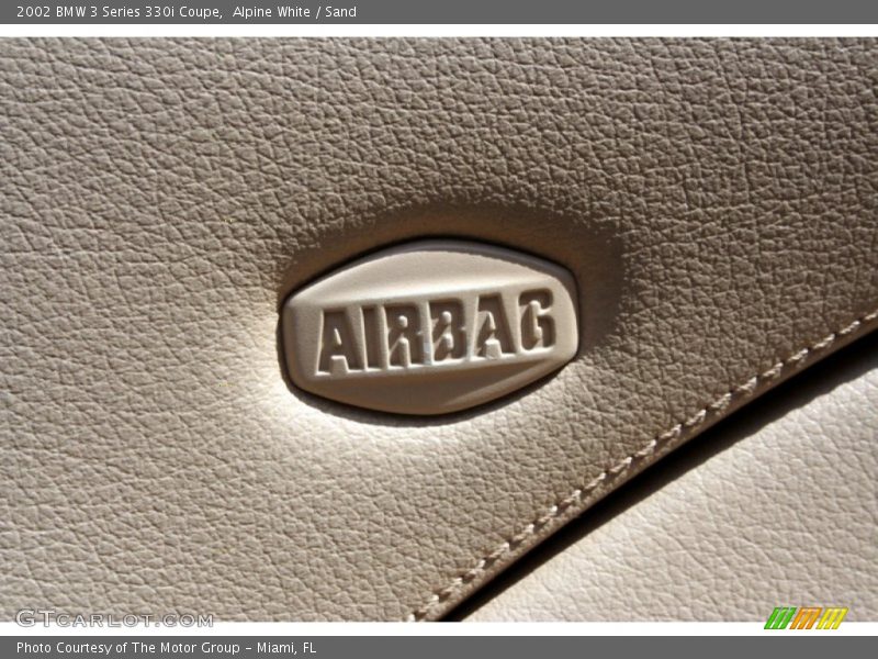 Alpine White / Sand 2002 BMW 3 Series 330i Coupe