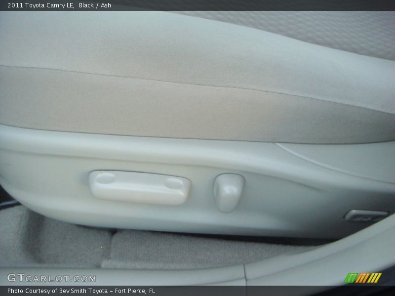 Black / Ash 2011 Toyota Camry LE