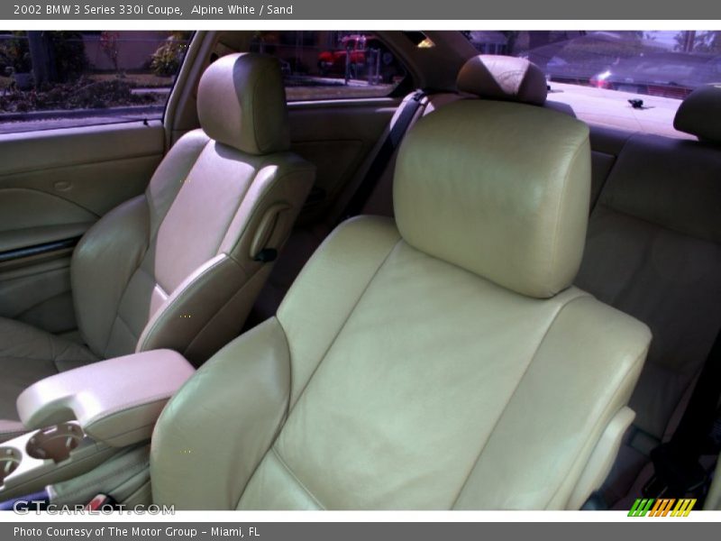 Alpine White / Sand 2002 BMW 3 Series 330i Coupe