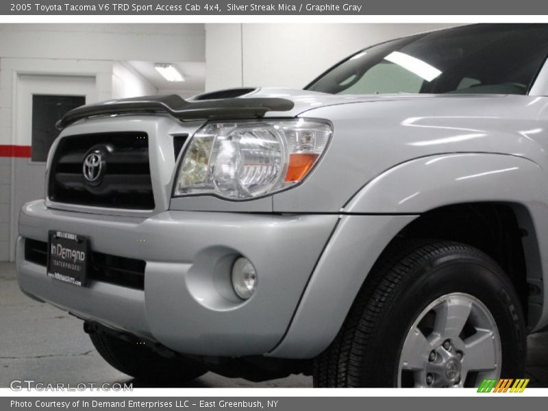 Silver Streak Mica / Graphite Gray 2005 Toyota Tacoma V6 TRD Sport Access Cab 4x4