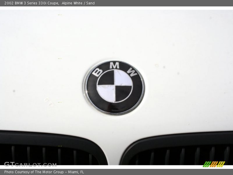 Alpine White / Sand 2002 BMW 3 Series 330i Coupe