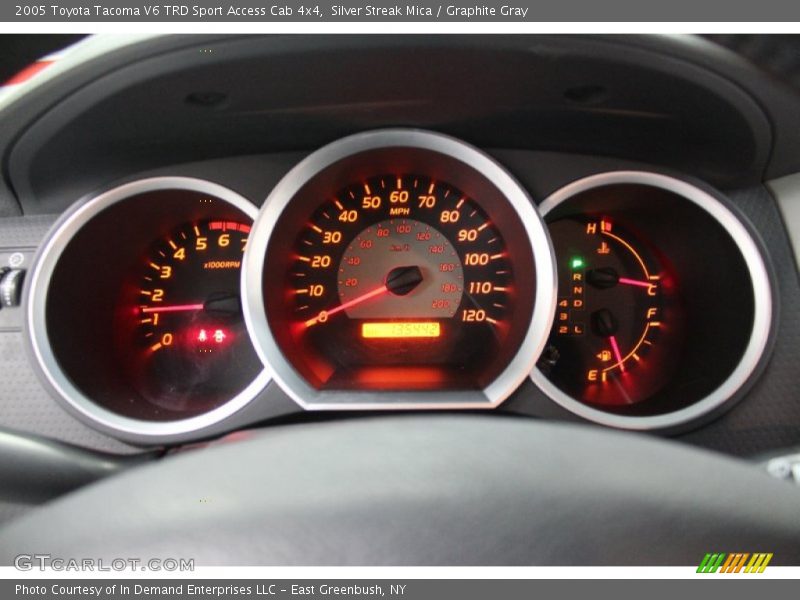 Silver Streak Mica / Graphite Gray 2005 Toyota Tacoma V6 TRD Sport Access Cab 4x4