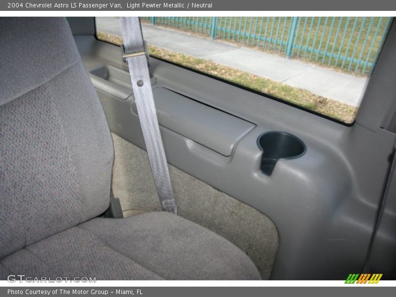 Light Pewter Metallic / Neutral 2004 Chevrolet Astro LS Passenger Van