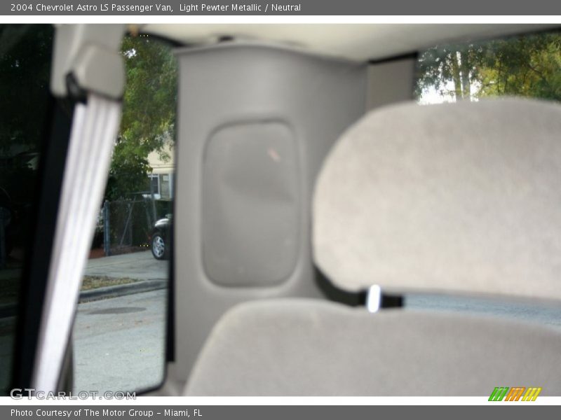 Light Pewter Metallic / Neutral 2004 Chevrolet Astro LS Passenger Van