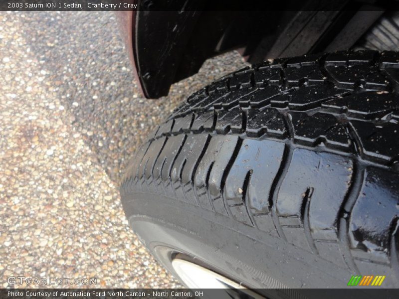 Cranberry / Gray 2003 Saturn ION 1 Sedan