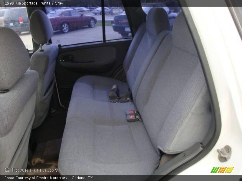 White / Gray 1999 Kia Sportage