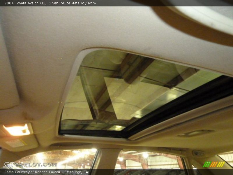 Silver Spruce Metallic / Ivory 2004 Toyota Avalon XLS