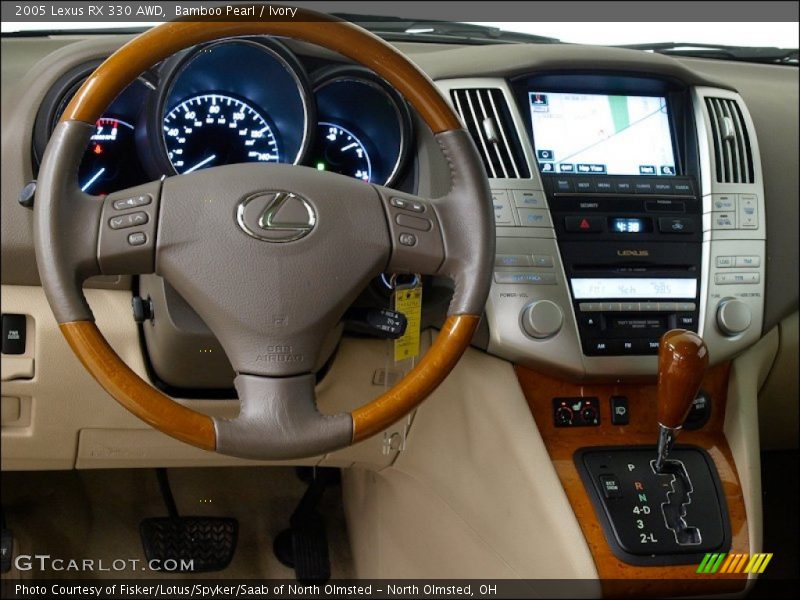 Dashboard of 2005 RX 330 AWD