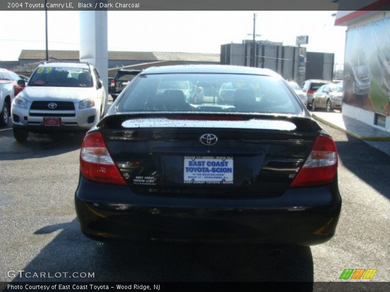 Black / Dark Charcoal 2004 Toyota Camry LE