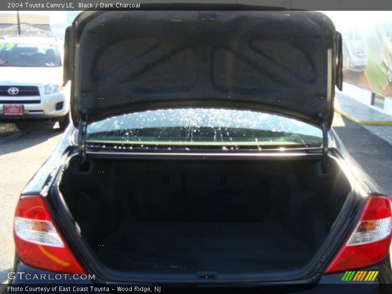 Black / Dark Charcoal 2004 Toyota Camry LE