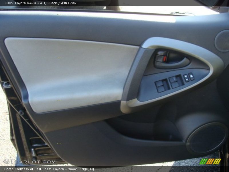 Black / Ash Gray 2009 Toyota RAV4 4WD