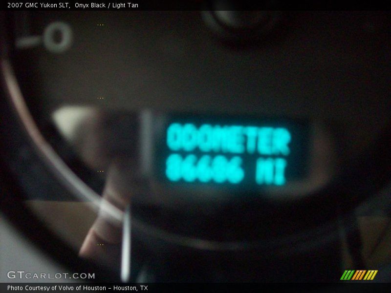 Onyx Black / Light Tan 2007 GMC Yukon SLT