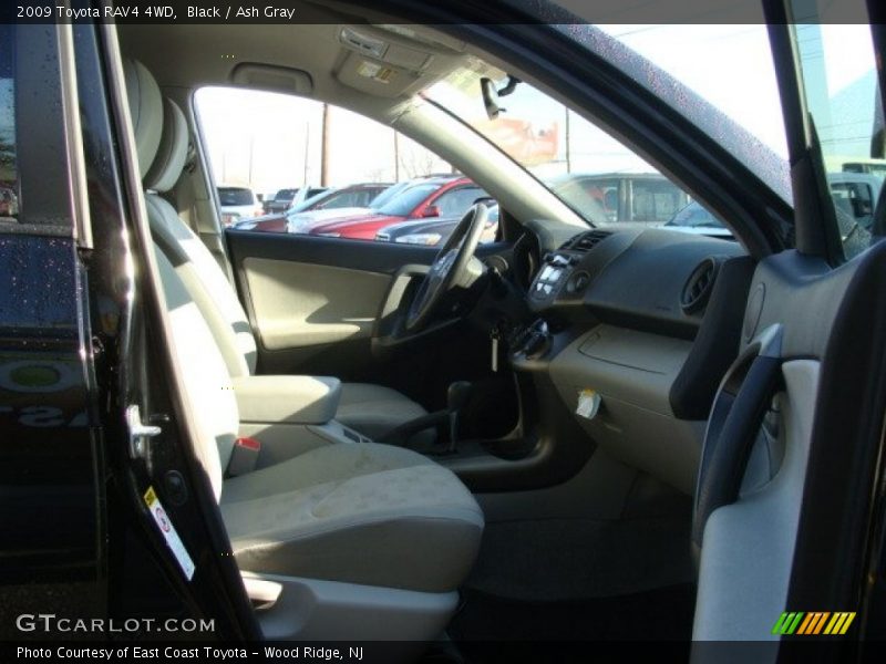 Black / Ash Gray 2009 Toyota RAV4 4WD