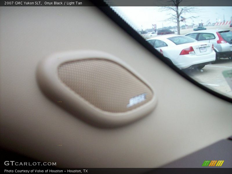 Onyx Black / Light Tan 2007 GMC Yukon SLT