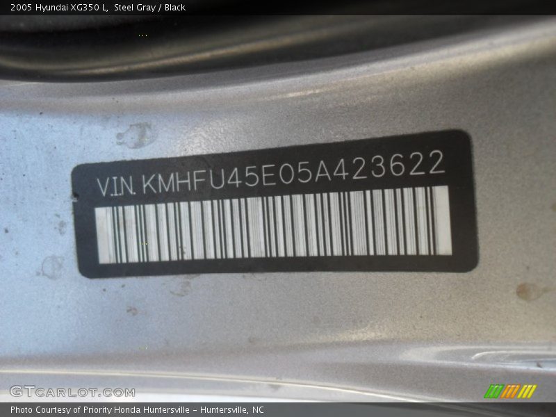 Steel Gray / Black 2005 Hyundai XG350 L