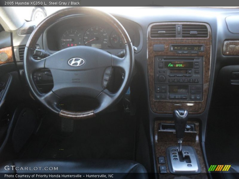Steel Gray / Black 2005 Hyundai XG350 L