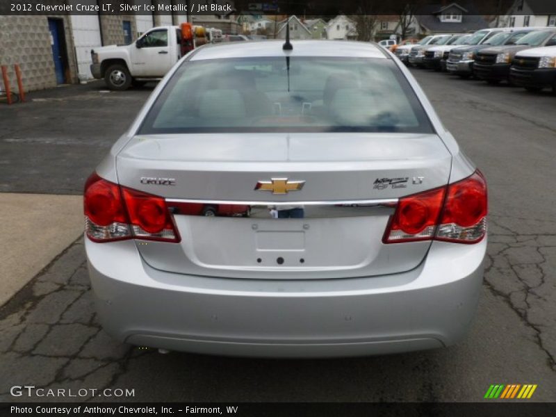 Silver Ice Metallic / Jet Black 2012 Chevrolet Cruze LT