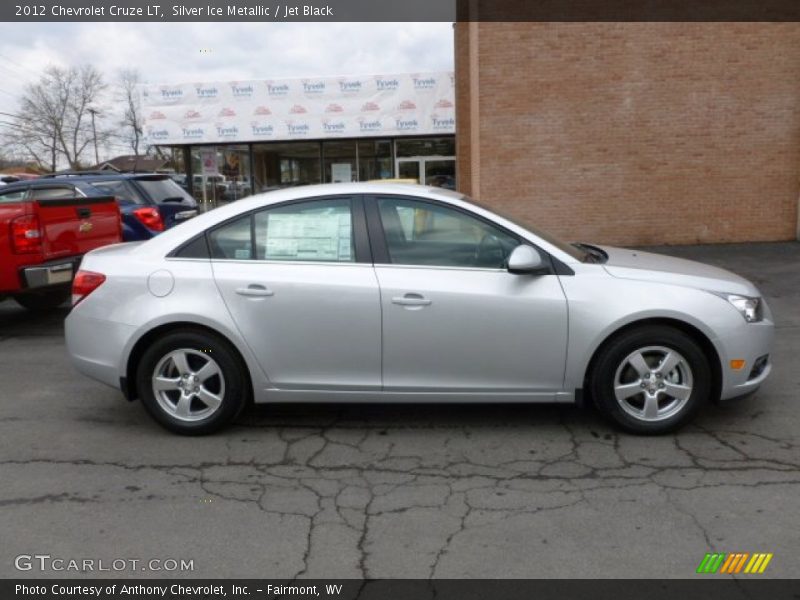 Silver Ice Metallic / Jet Black 2012 Chevrolet Cruze LT