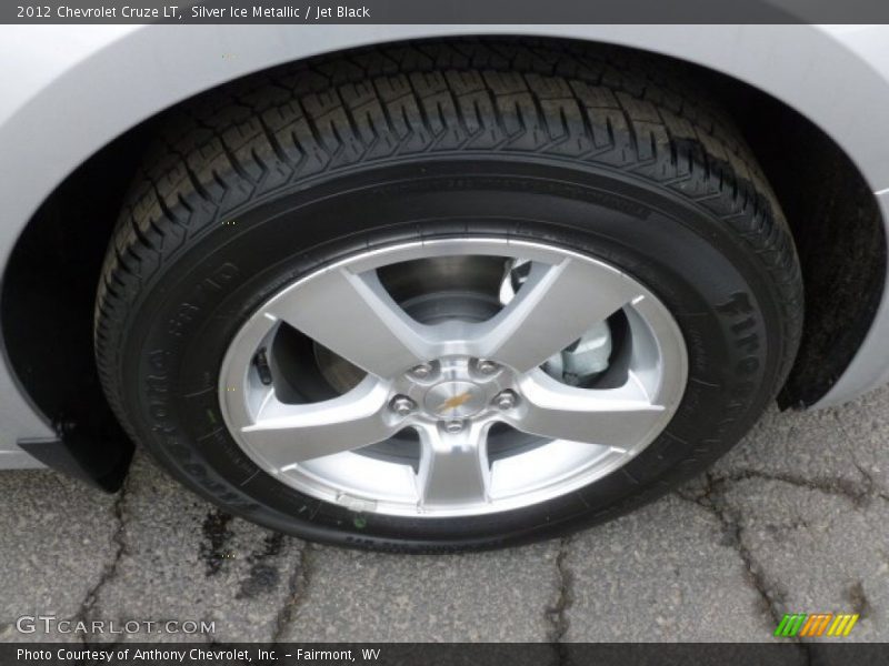Silver Ice Metallic / Jet Black 2012 Chevrolet Cruze LT