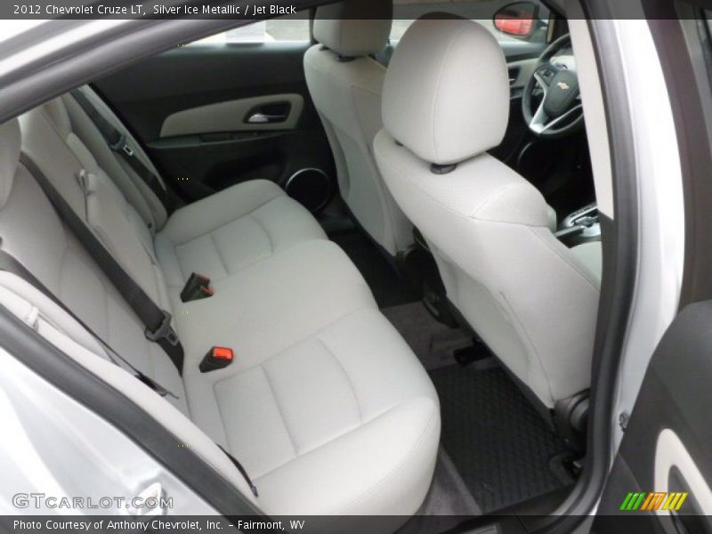 Silver Ice Metallic / Jet Black 2012 Chevrolet Cruze LT